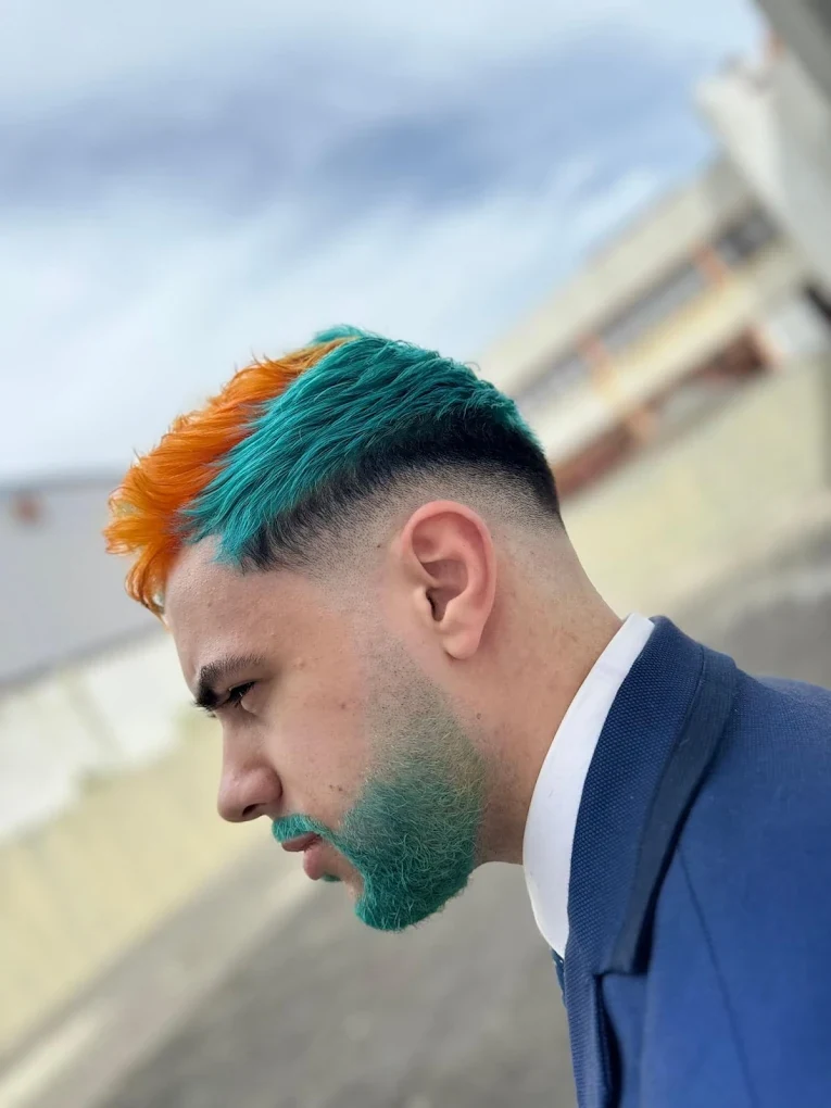 Corte moderno com degradé impecável